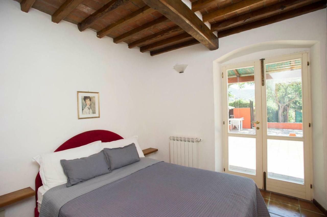 Il Poggio Marcuccio Aparthotel Lacona Kültér fotó